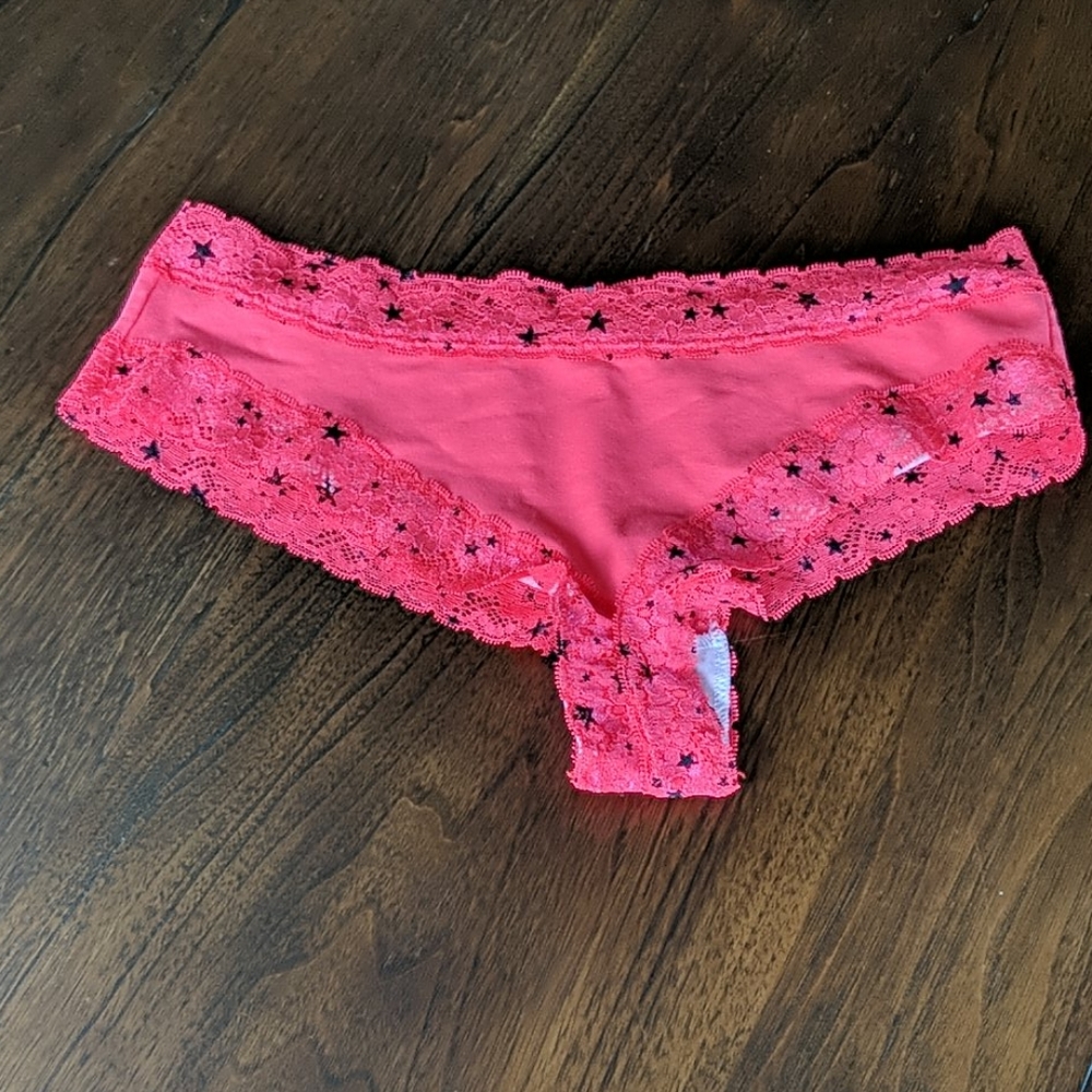 VS PINK EXTRA LOW RISE CHEEKY